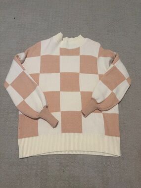 Checkerboard Knit Sweater in Cream and Blush